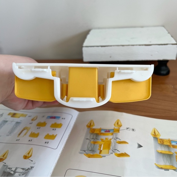 Zuru Mini Brands Mini Disney Store Edition Display‎ Piece Replacement Piece - Picture 6 of 6